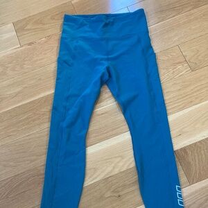 Lorna Jane Teal Green workout pants / leggings / tights - 7/8 length